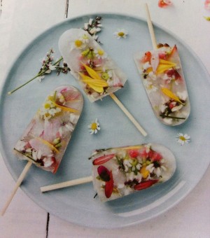 Ijsjes met bloemetjes erin, zomerser kan bijna niet!